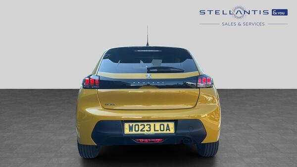 Peugeot 208 1.2 Puretech Active Premium Hatchback WO23LOA #4
