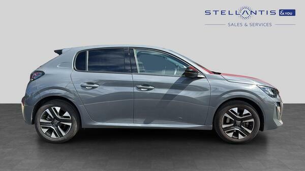 Peugeot 208 1.2 Puretech Allure Hatchback Eu WU24YKJ #2