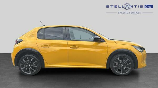 Peugeot 208 1.2 Puretech Gt Hatchback Euro 6 FD23ZMO #2