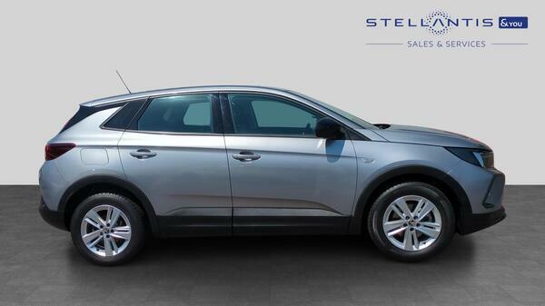 Vauxhall Grandland 1.2 Turbo Design Suv Euro 6 Ss GV22CGO #2