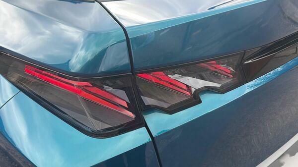 Peugeot 3008 73Kwh Gt Suv 210 Ps #5