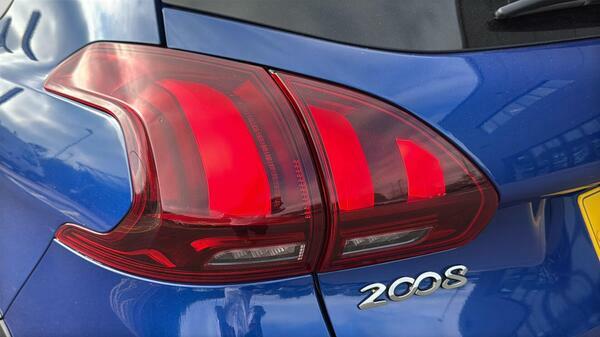Peugeot 2008 1.2 Puretech Gpf Gt Line Suv Eat Euro 6  #5