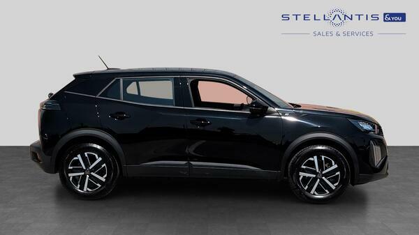 Peugeot e-2008 54Kwh Active Suv 11Kw Charger MT26YPK #2