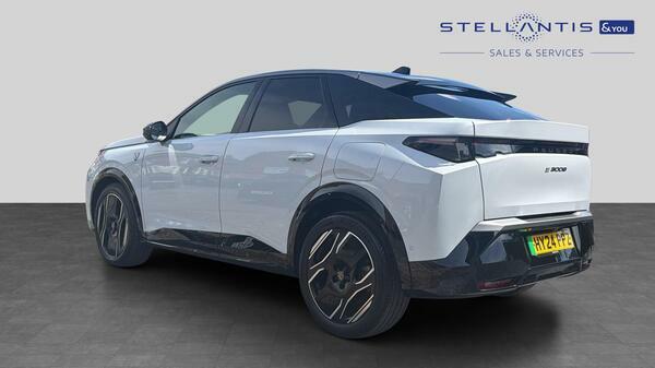 Peugeot 3008 73Kwh Gt Suv 210 Ps  #6