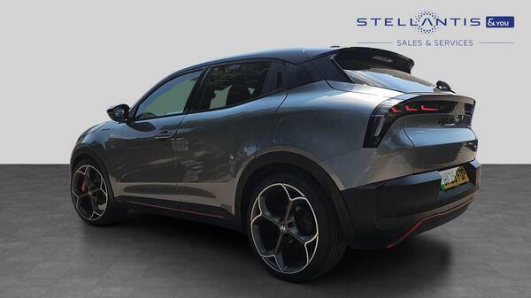 Alfa Romeo Junior 54Kwh Elettrica Veloce Suv 280  #6