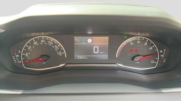 Peugeot 208 1.2 Puretech 130 Allure Premium Eat8 2023 Yellow #24