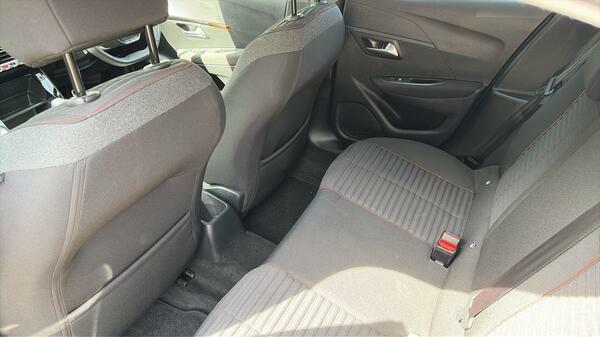 Peugeot 208 1.2 Puretech 130 Allure Premium Eat8 2023 Yellow #38