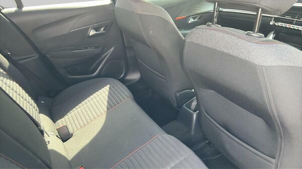 Peugeot 208 1.2 Puretech 130 Allure Premium Eat8 2023 Yellow #35