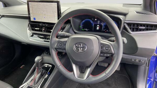 Toyota Corolla 1.8 Hybrid Gr Sport Cvt White #31
