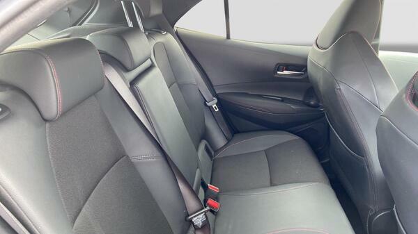 Toyota Corolla 1.8 Hybrid Gr Sport Cvt White #36