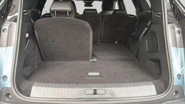 Peugeot 5008 1.2 Hybrid 136 Gt E-dsc6 Black #49