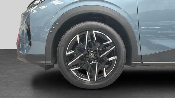 Peugeot 5008 1.2 Hybrid 136 Gt E-dsc6 Black #14