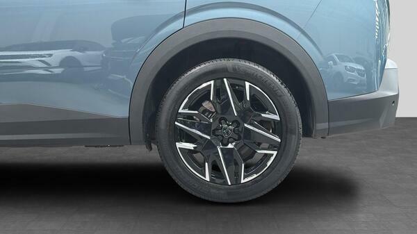 Peugeot 5008 1.2 Hybrid 136 Gt E-dsc6 Black #12