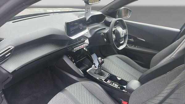 Peugeot 2008 1.2 Puretech 130 Allure 2025 White #15