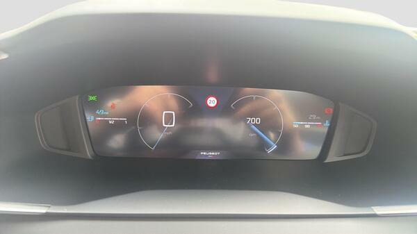 Peugeot 2008 1.2 Puretech 130 Allure 2025 White #25