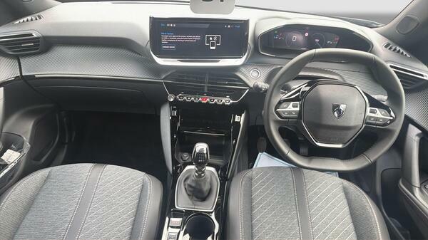 Peugeot 2008 1.2 Puretech 130 Allure 2025 White #39