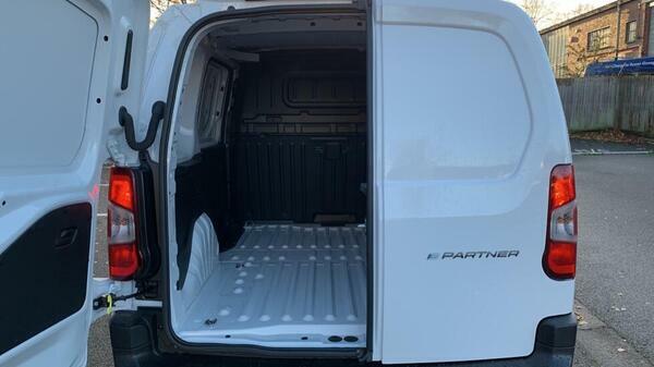 Peugeot E-Partner Panel Van 750 52Kwh Professional-plus Standard Pan White #40