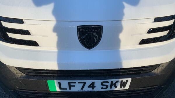 Peugeot E-Partner Panel Van 750 52Kwh Professional-plus Standard Pan White #42