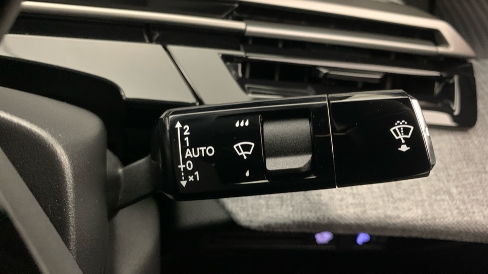 Peugeot 3008 157Kw Gt 73Kwh Black #17