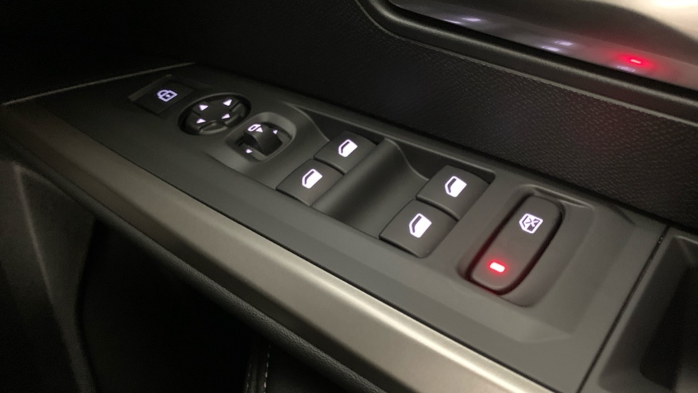 Peugeot 3008 157Kw Gt 73Kwh Black #39