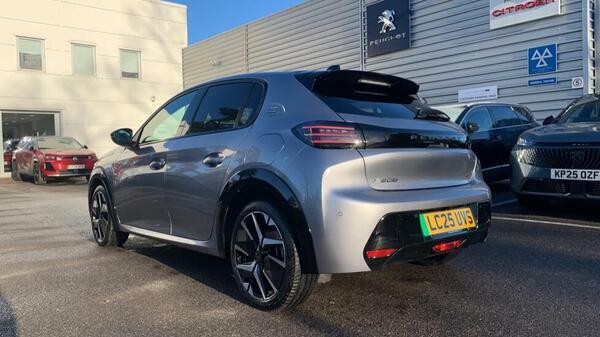 Peugeot e-208 50Kwh Gt 7.4Kw Charger  #5