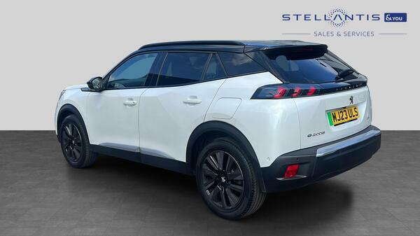 Peugeot e-2008 50Kwh Gt Premium Suv 7Kw Charge #6