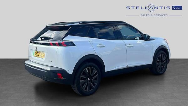 Peugeot e-2008 50Kwh Gt Premium Suv 7Kw Charge #3