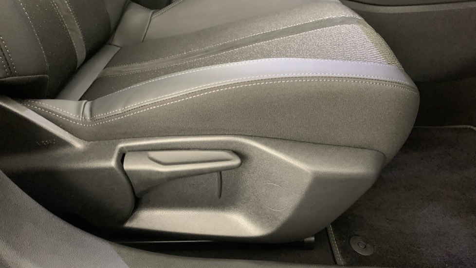 Peugeot 308 SW 1.2 Gt E-dsc6 Euro 6 S S Grey #57