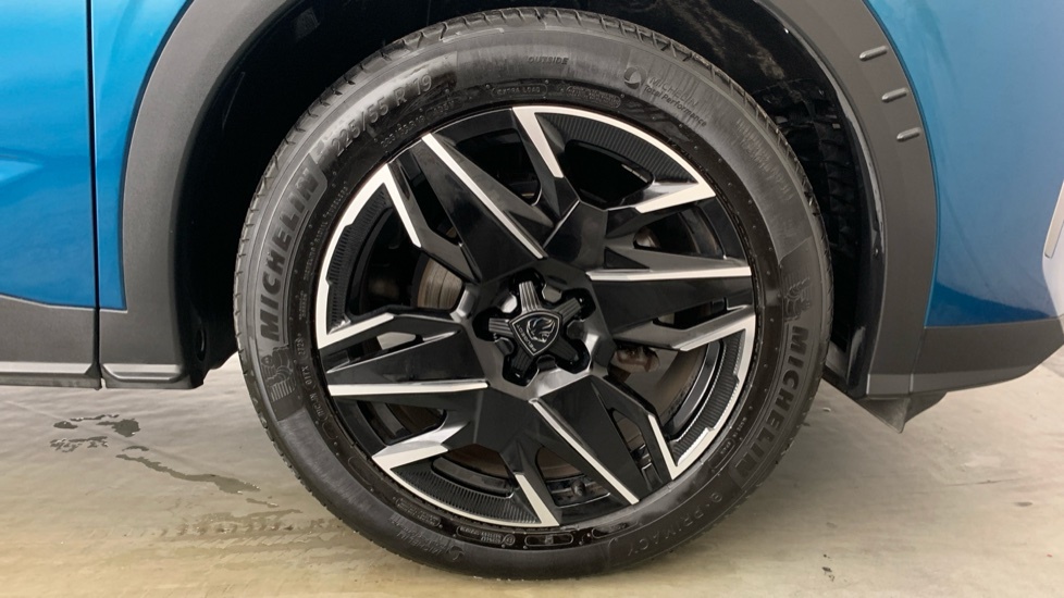 Peugeot 3008 1.2 Hybrid 136 Gt E-dsc6 Black #24