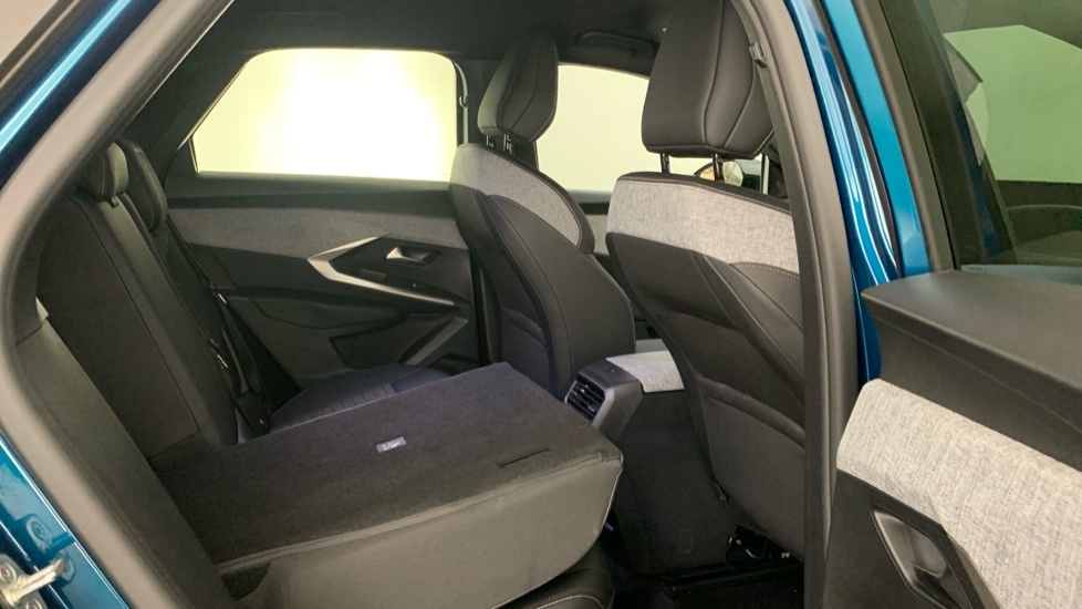 Peugeot 3008 1.2 Hybrid 136 Gt E-dsc6 Black #63