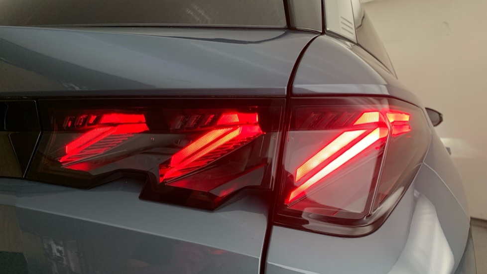 Peugeot 5008 1.2 Hybrid 136 Gt E-dsc6 Grey #41