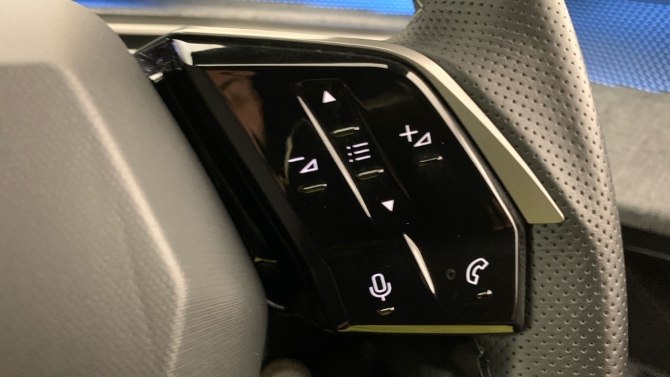 Peugeot 5008 1.2 Hybrid 136 Gt E-dsc6 Grey #20
