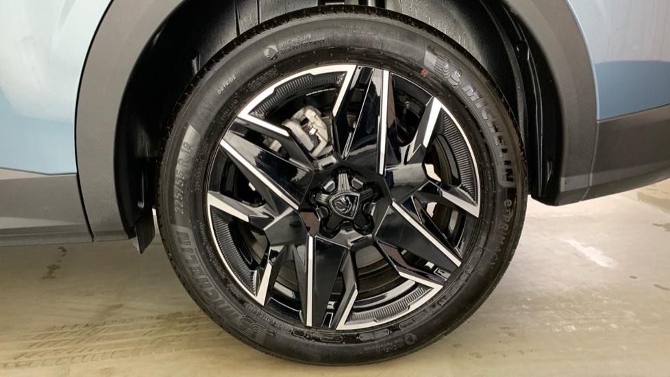 Peugeot 5008 1.2 Hybrid 136 Gt E-dsc6 Grey #25