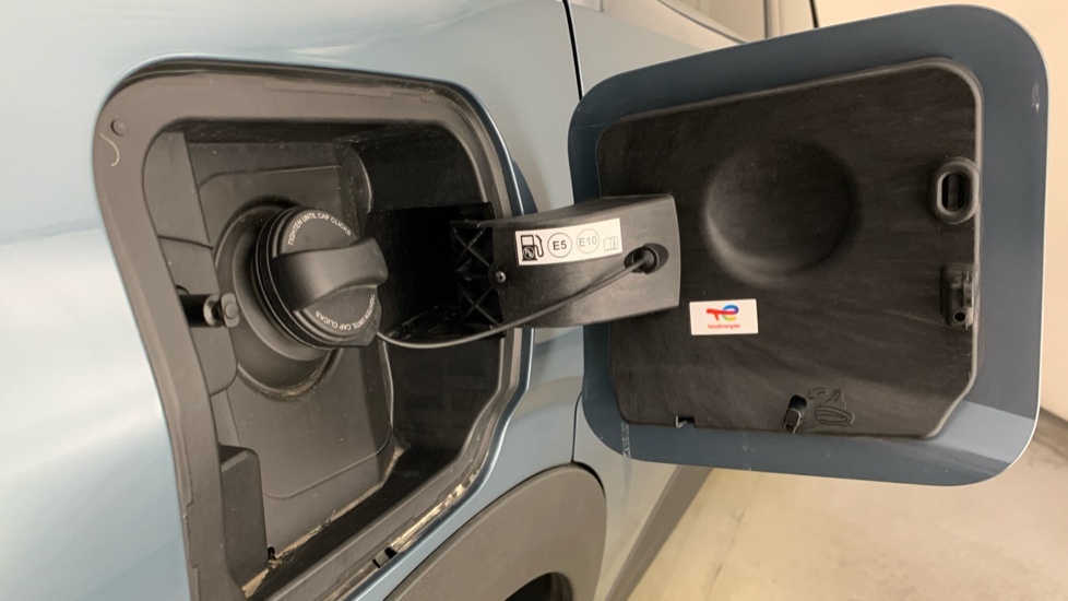 Peugeot 5008 1.2 Hybrid 136 Gt E-dsc6 Grey #31