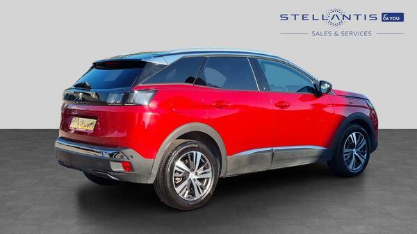 Peugeot 3008 1.2 Allure Premium Suv Hybrid E-dsc6 Red #3