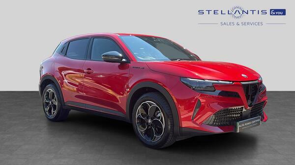 Alfa Romeo Junior 54Kwh Elettrica Speciale Suv 15 
