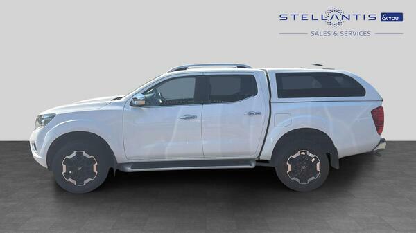Nissan Navara 2.3 Dci Tekna Pickup Double Cab 4W #6