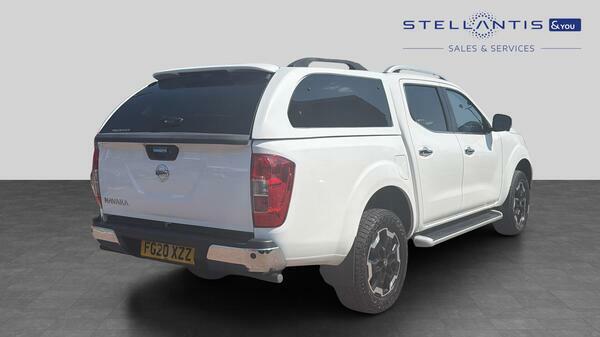 Nissan Navara 2.3 Dci Tekna Pickup Double Cab 4W #3