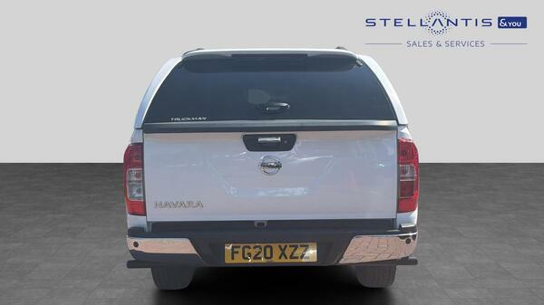 Nissan Navara 2.3 Dci Tekna Pickup Double Cab 4W #4