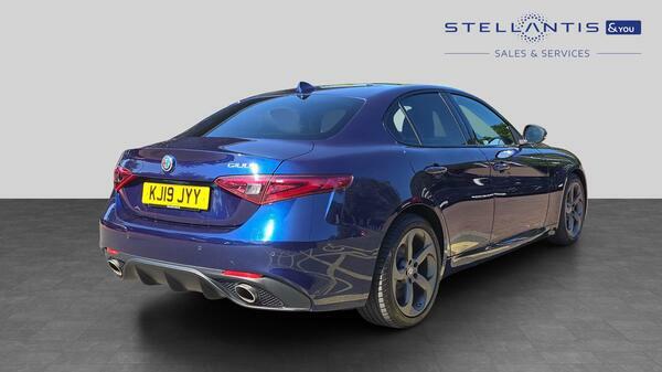 Alfa Romeo Giulia 2.0T Veloce Saloon Euro 6 Ss 2 #3