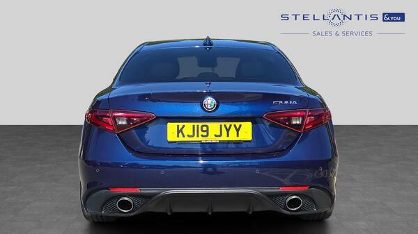 Alfa Romeo Giulia 2.0T Veloce Saloon Euro 6 Ss 2 #4