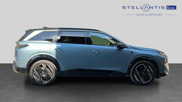 Peugeot 5008 73Kwh Gt Suv 210 Ps #2