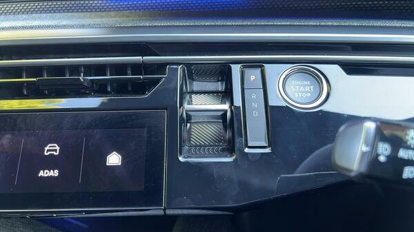 Peugeot 5008 1.5 Bluehdi Gt Eat8 Blue #24