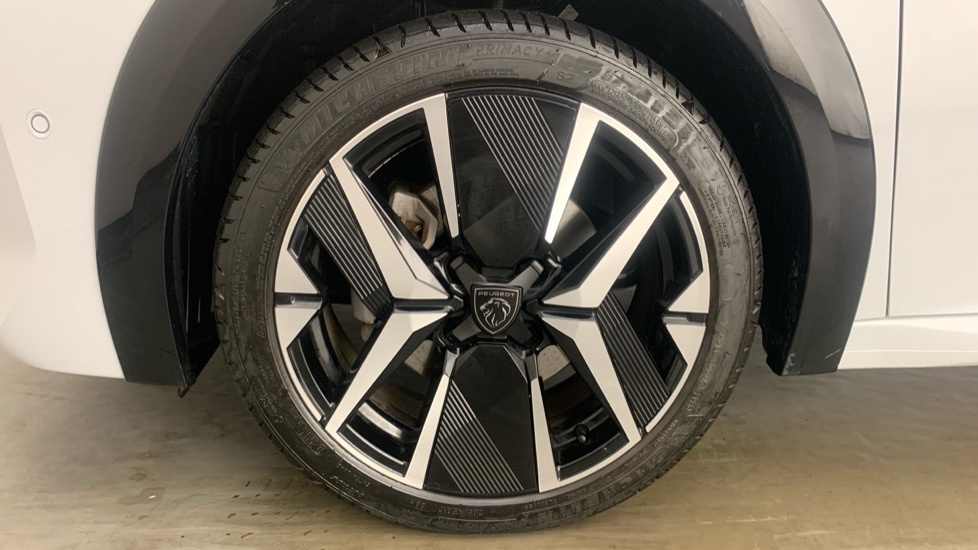 Peugeot 208 1.2 Gt Premium Hatchback Hybrid E-dsc6 #6