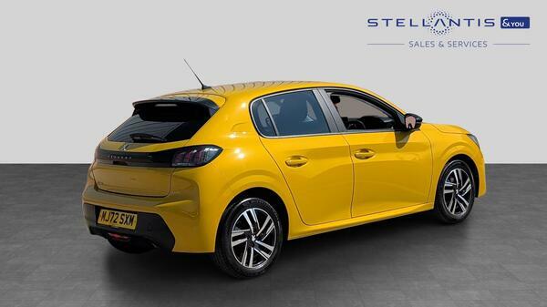 Peugeot 208 1.2 Puretech Active Premium Hatchback MJ72SXM #3