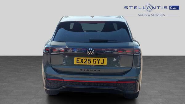 Volkswagen Tiguan 1.5 Etsi Mhev R-line Suv Hybrid Dsg Eur EX25GYJ #4