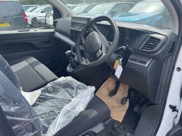 Citroen Dispatch 2.0 Bluehdi Enterprise M Crew Van Mwb Euro 6 6Dr  #4