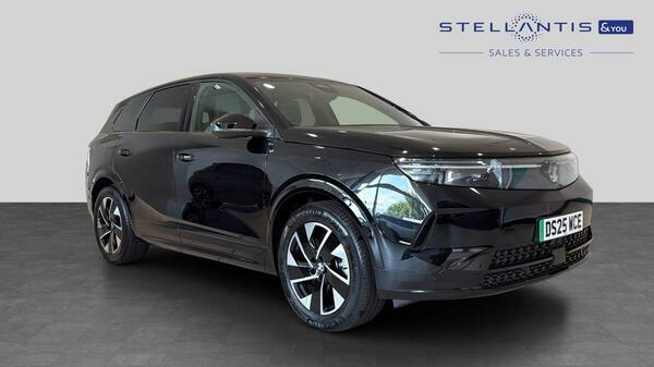 Vauxhall Grandland 73Kwh Gs Suv 213 Ps