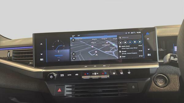 Vauxhall Grandland 73Kwh Ultimate Suv White #29