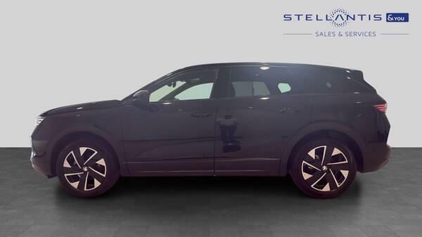 Vauxhall Grandland 73Kwh Ultimate Suv White #7